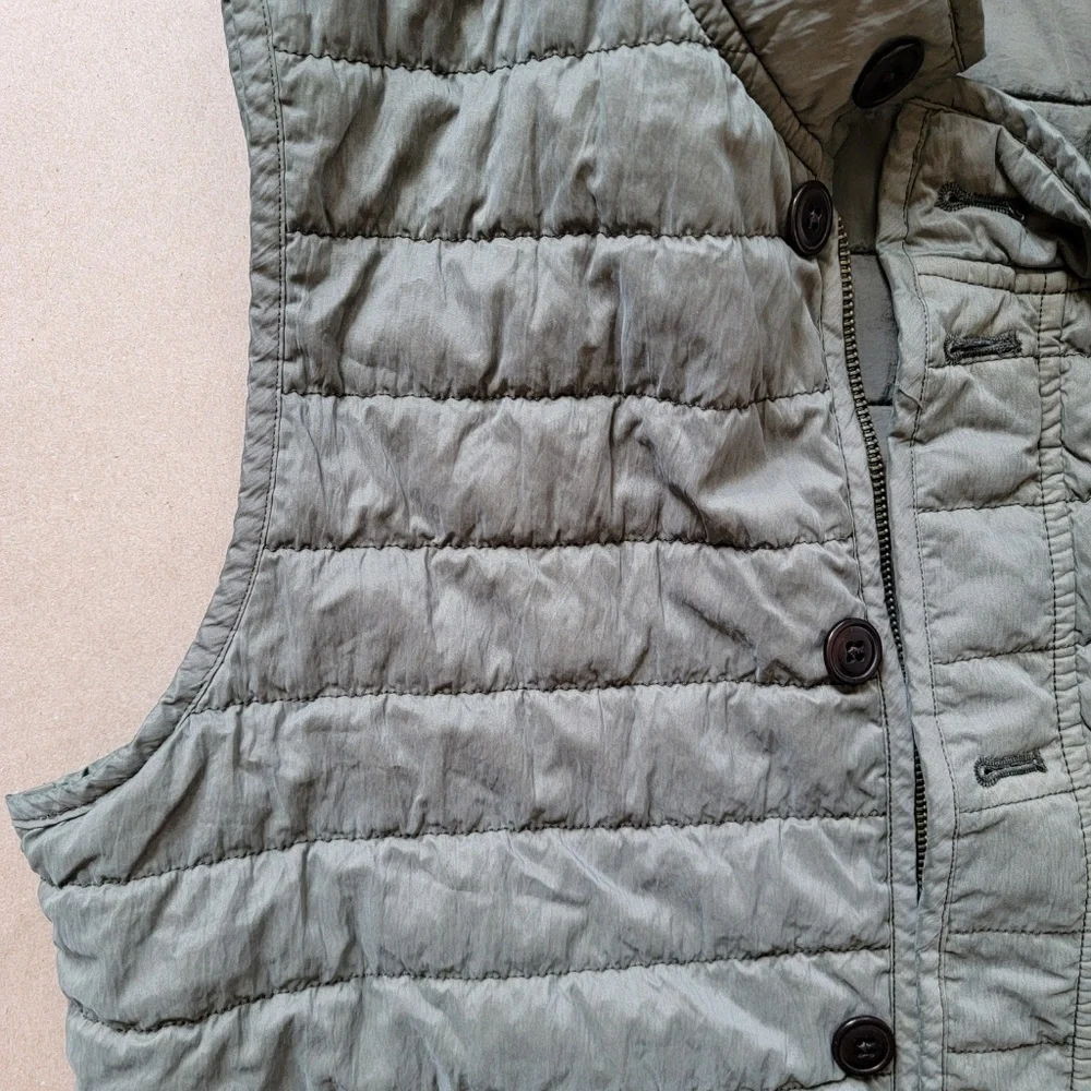 Peter Millar Crown Greenwich Vest – Lightweight Quilted Water-Resistant – Size L - Picture 7 of 13